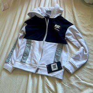 Nike Sportswear Heritage
Little Kids' Full-Zip Hoodie 6X L